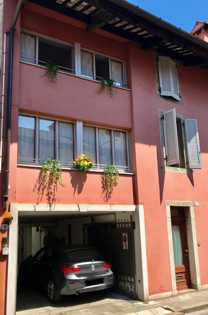 Che Piacere! Udine In Centro Col Posto Auto Exterior foto